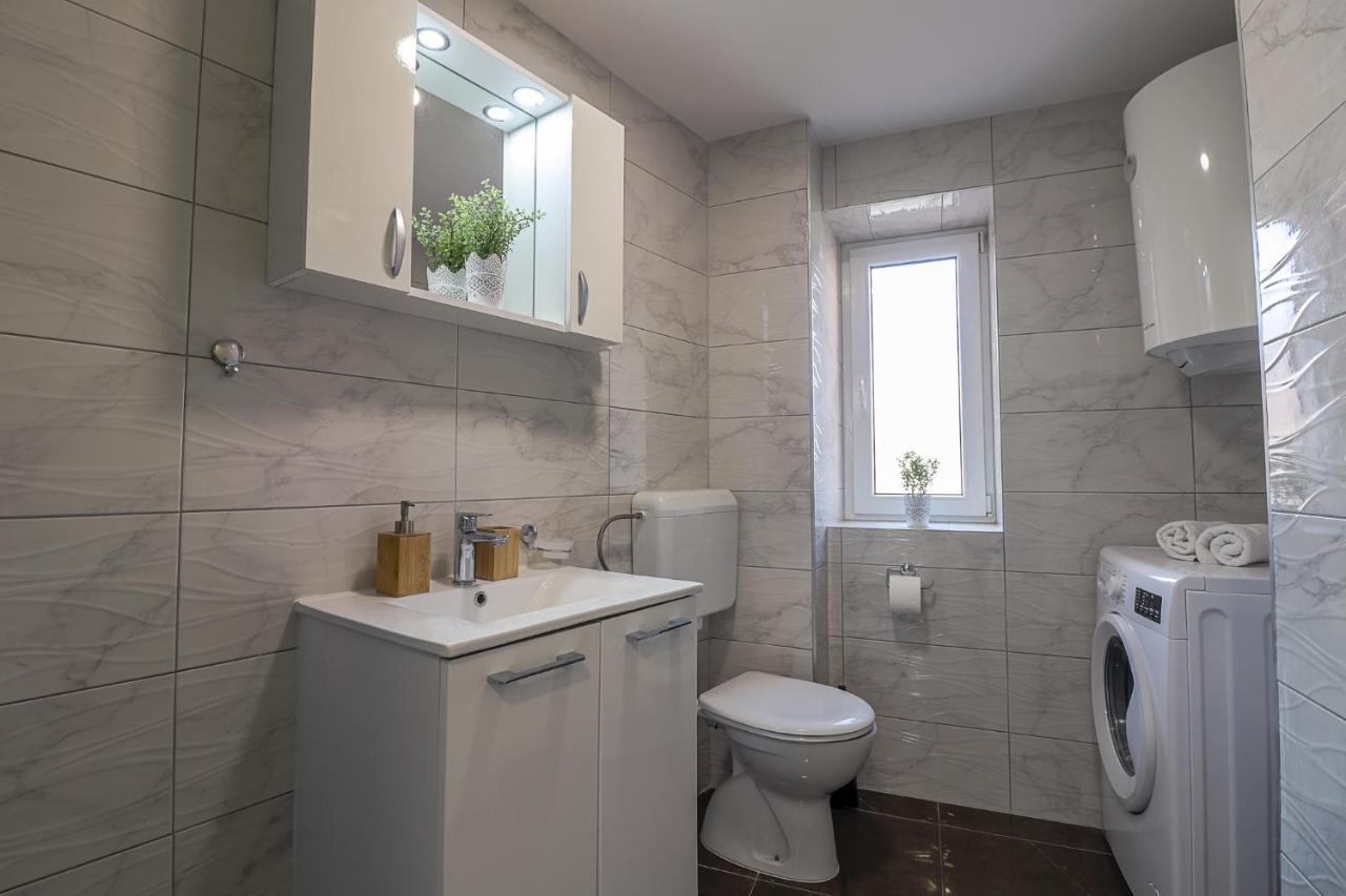 Apartman Juraj I Matej Vrsar Extérieur photo