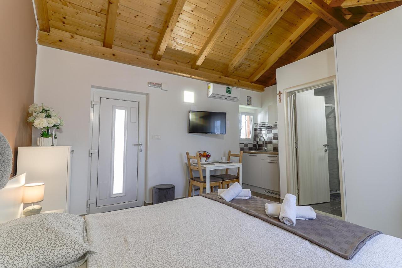 Apartman Juraj I Matej Vrsar Extérieur photo