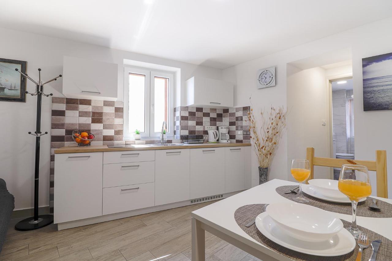 Apartman Juraj I Matej Vrsar Extérieur photo