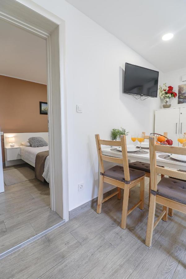 Apartman Juraj I Matej Vrsar Extérieur photo