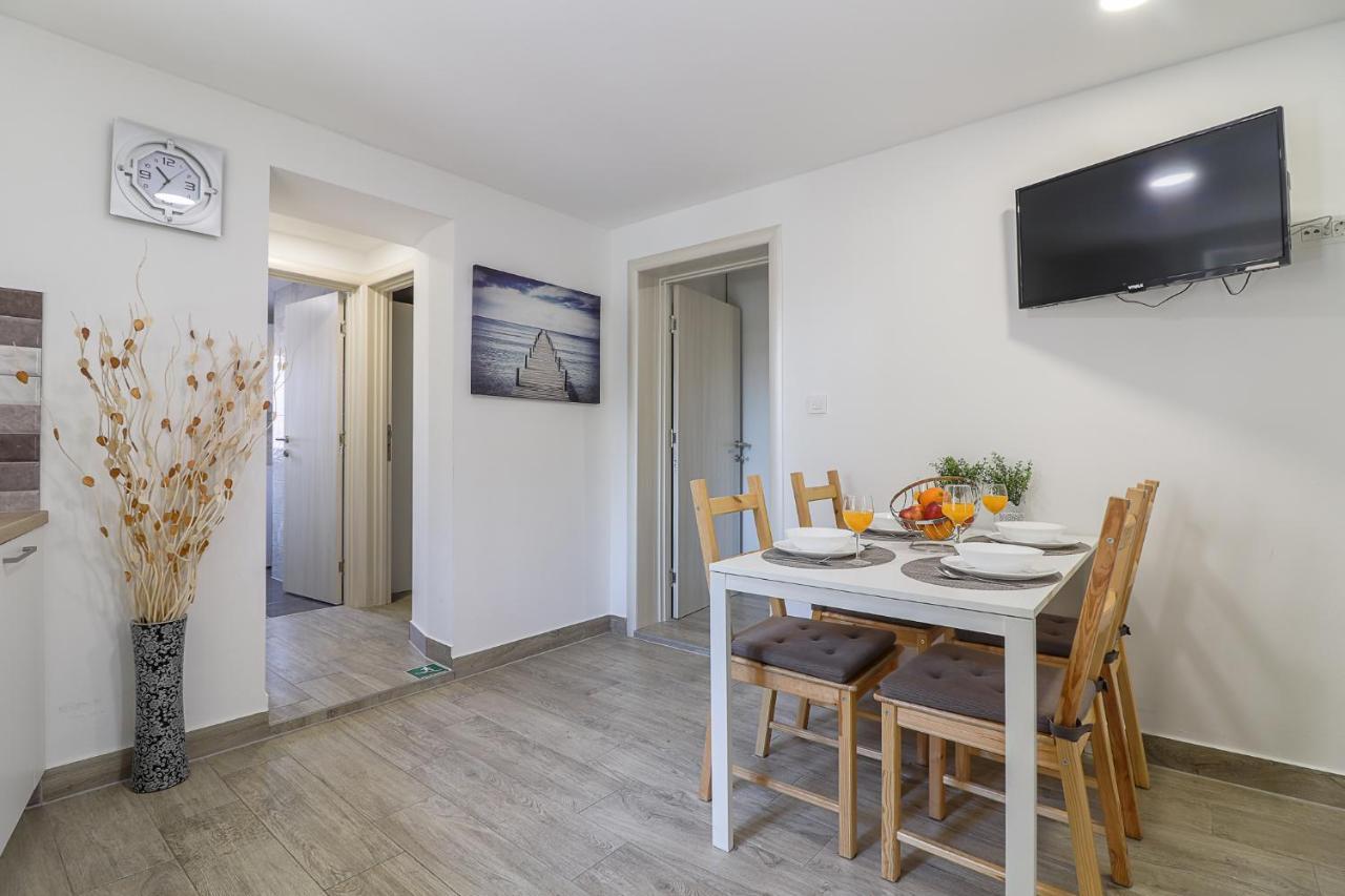 Apartman Juraj I Matej Vrsar Extérieur photo